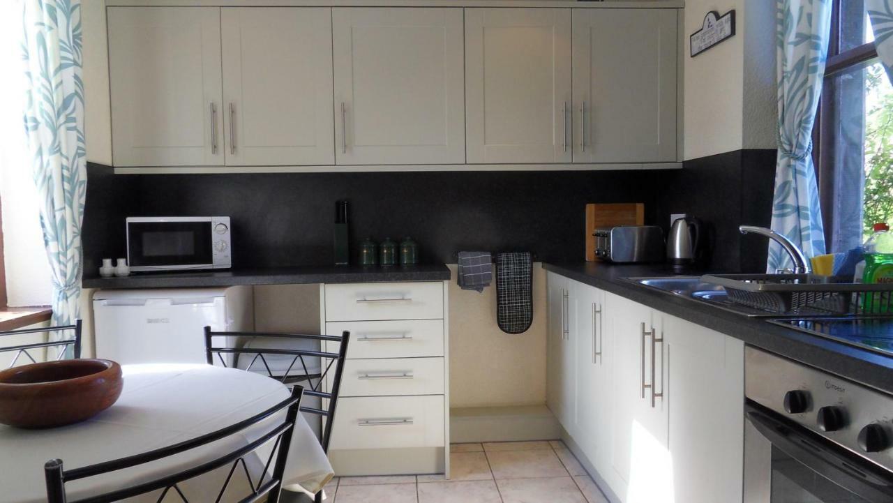 Meadowside Cottages Balavil Екстериор снимка