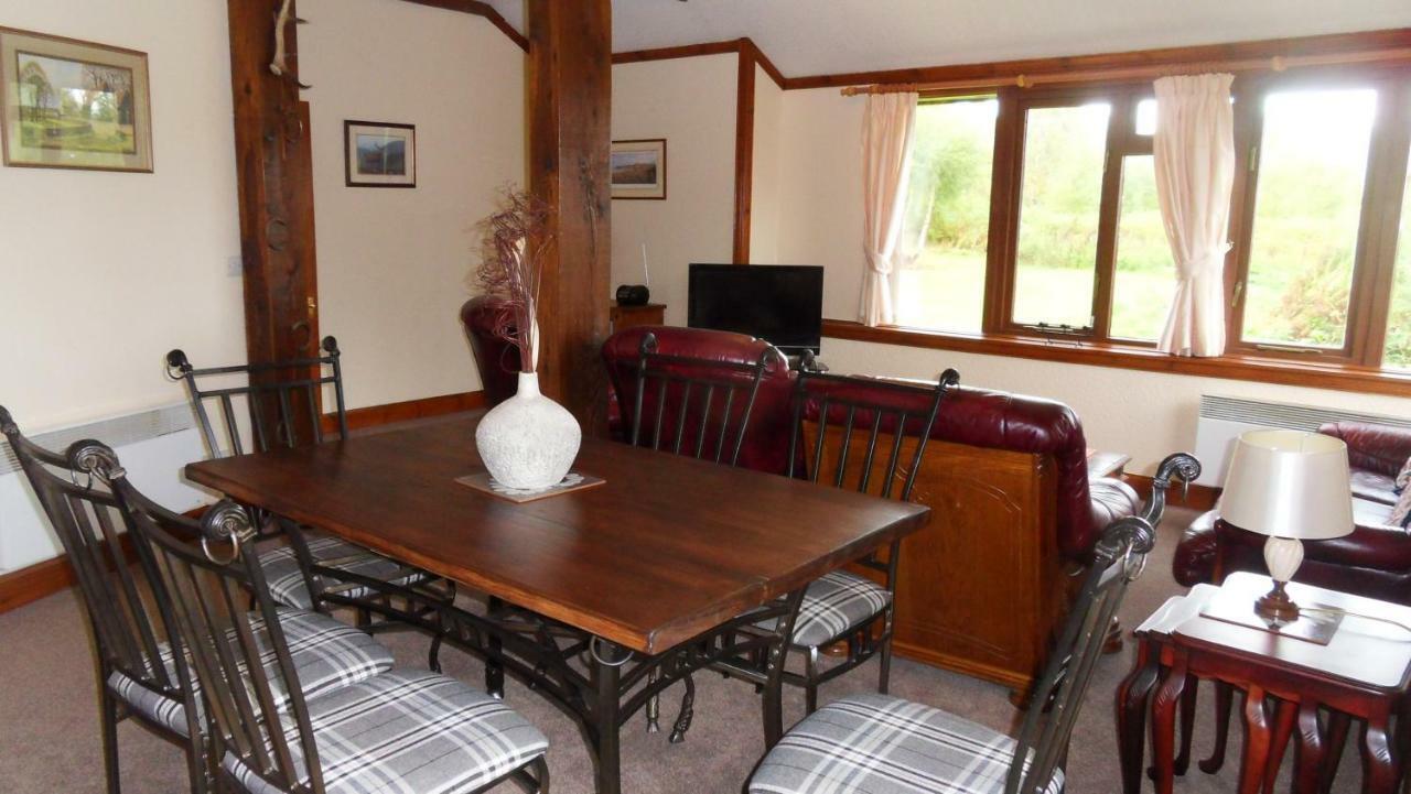 Meadowside Cottages Balavil Екстериор снимка
